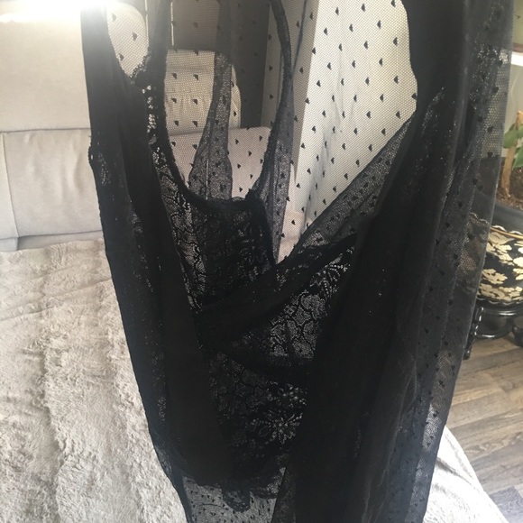 Sheet black blouse 💥⚡️4 for$25💥⚡️ - Picture 6 of 7